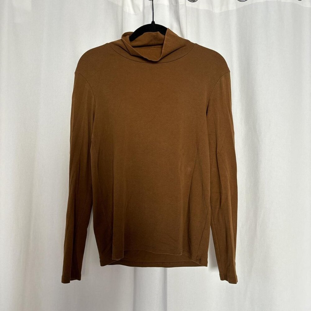 Uniqlo Turtleneck